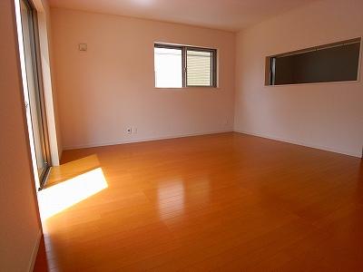 Same specifications photos (living)