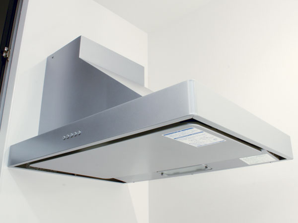 Kitchen.  [Range with damper hood] Of modern form range hood, Do not miss firmly smoke and odor anxious in cuisine. Damper in the range hood is has become a retractable, Stop when you can shut out the outdoor sound and air.  ※ Different shape depending on the type.