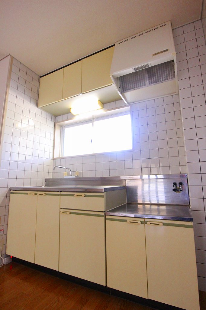 Kitchen. Gas stove installation type ※ It is a photograph of another in Room