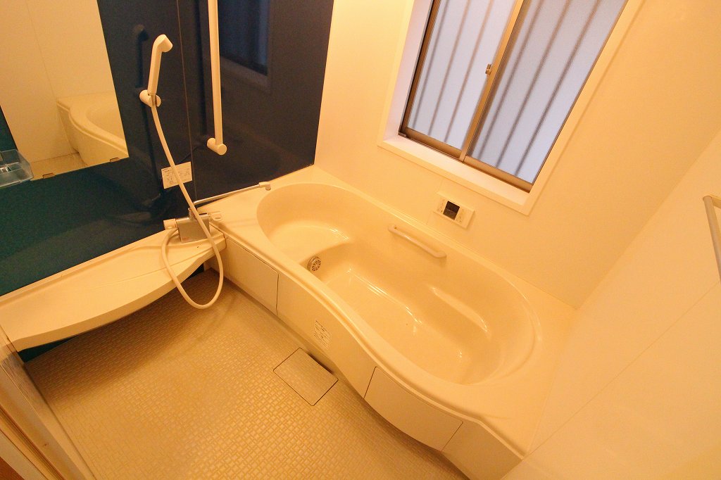 Bath. Bathroom