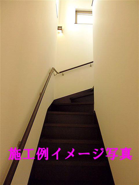 Other introspection. Stairs to the second floor