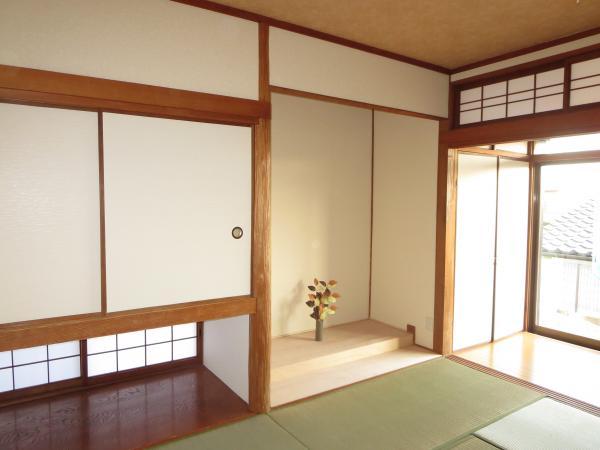 Non-living room. Tatami mat replacement ・ wall ・ Sliding door ・ Exchange Shoji Zhang