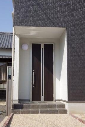 Entrance. Same construction company It is the same specification.