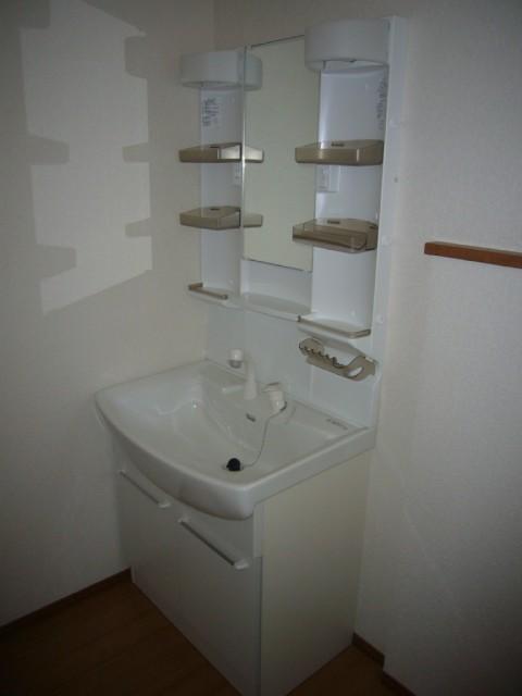 Wash basin, toilet. The company enforcement Photos