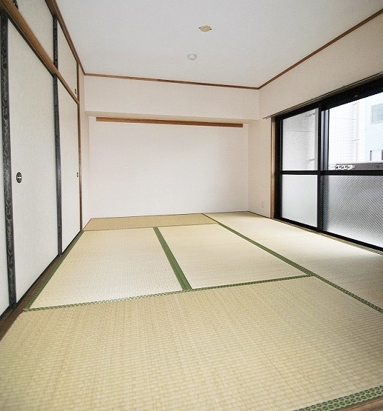 Other room space. There is also Japanese-style rooms