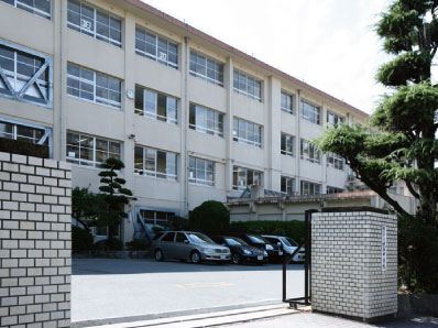 Junior high school. Josai 925m until junior high school (junior high school)