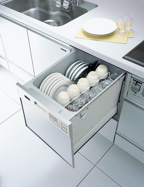 Kitchen.  [Dish washing and drying machine] Comfortable and standard equipped with a convenient dish washing and drying machine (same specifications)