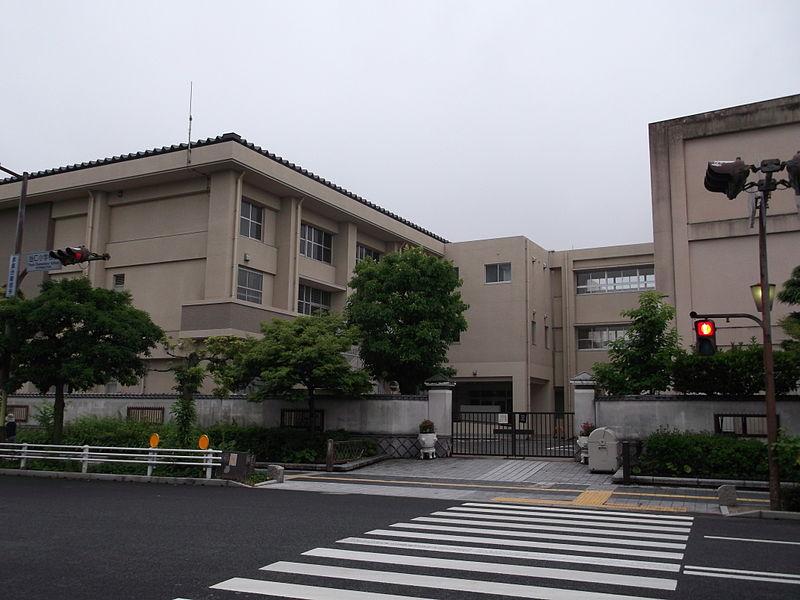 Primary school. 899m to our Hitoshi elementary school