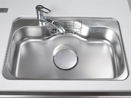 Kitchen.  [Silent wide sink] Spacious sink also wok washable Easy. Such as to reduce the sound that hits the water, It is designed with attention to small part.
