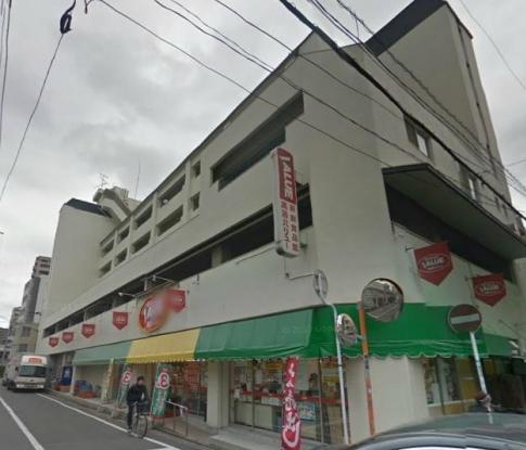 Supermarket. E-Mart Takasago to Value (super) 77m