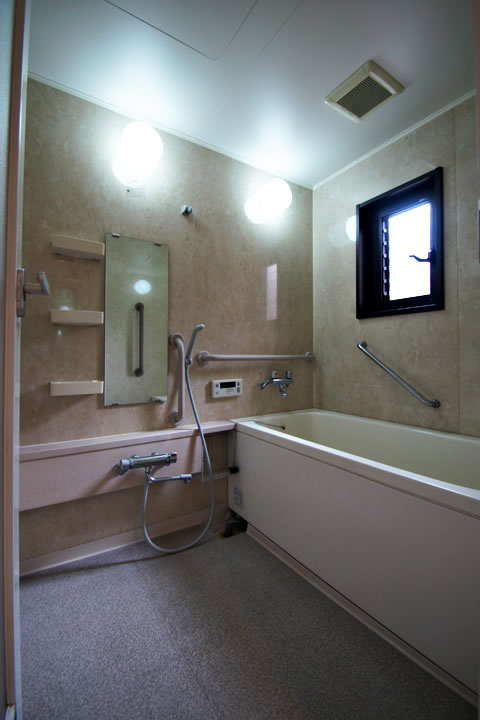 Bath. Bathroom (add cook function, With window)