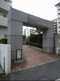 Building appearance. Entrance