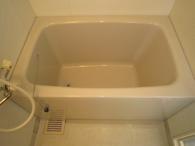 Other. Bathtub new