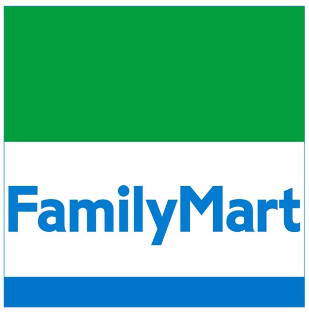 Convenience store. FamilyMart central Akasaka 3-chome up (convenience store) 574m