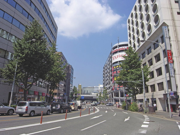 Surrounding environment. Tsukushi street Otowa intersection About 5 minutes by car (about 2700m)