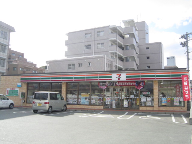 Convenience store. Seven-Eleven Hakata Sanchiku 2-chome up (convenience store) 160m