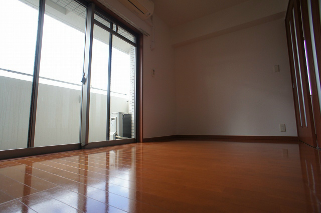 Other room space. Also called Kanji view from the room ☆ 
