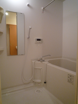 Bath. Add cooked ・ With bathroom dryer