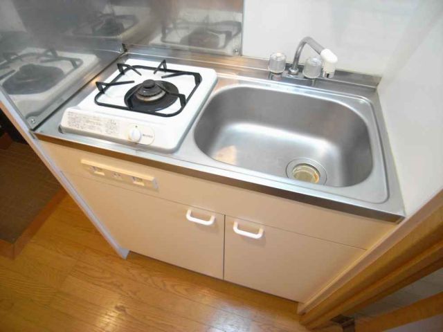 Kitchen. With gas stove