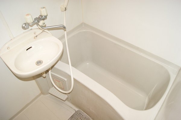 Bath. You can leisurely bath with clean bath ☆ 