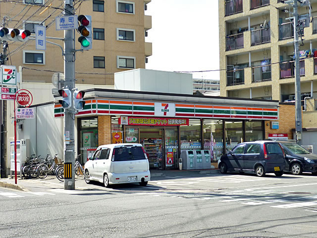 Convenience store. Seven-Eleven Hakata Aioi-cho 2-chome up (convenience store) 120m