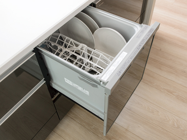 Kitchen.  [Dishwasher] Easy-to-use compact. It can also be about 40 set-point easy to put a variety of dishes, Of the amount of water used is hand-wash 1 / 7 or less ※ In will also be water-saving. While a strong stream of water is a low-noise design.  ※ Is a comparison in the case of hand-washing dishes and 5 servings small items once 40 points