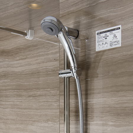 Bathing-wash room.  [3WAY shower head with one-stop function] "Soft" "hard," "beaten to hot water" 3 pattern of the shower you can enjoy. Also, The shower head is employed which can be at hand in the water stop while holding the shower, You can save water frequently