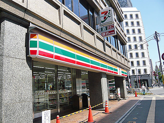 Convenience store. Seven-Eleven, Hakata-ku Hakata Station 3-chome up (convenience store) 295m