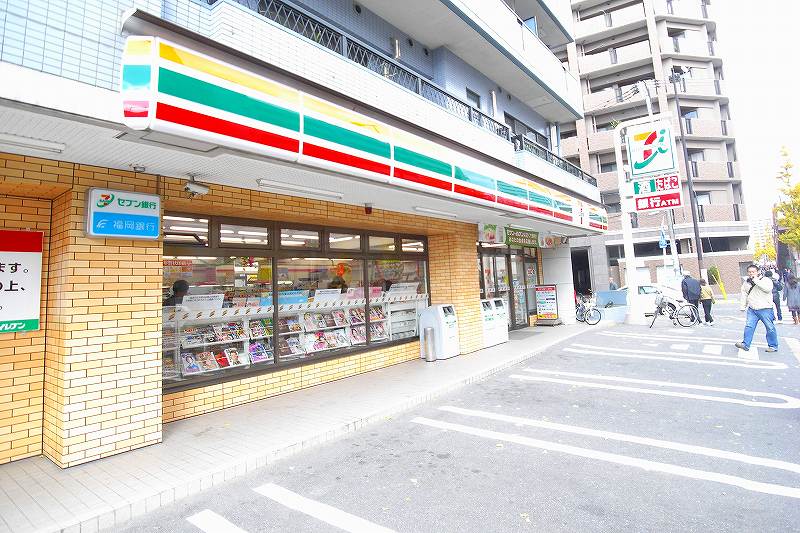 Convenience store. Seven-Eleven Hakata Minoshima 2-chome up (convenience store) 293m