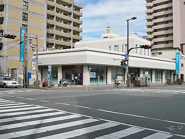 Bank. Fukuoka Sumiyoshi 100m to the branch (Bank)