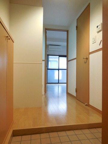 Other room space. It is bright and the front door is also widely