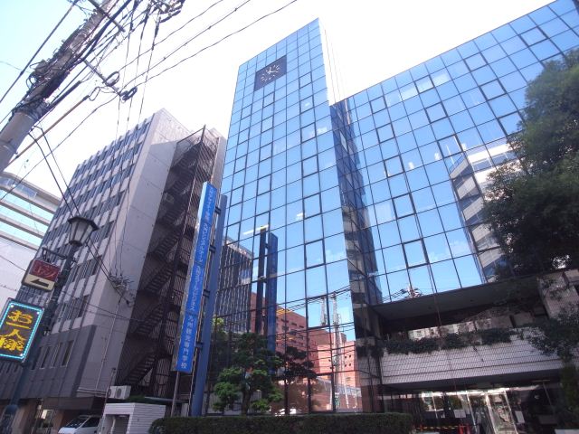 Bank. 1300m to Kyushu Designer Gakuin (Bank)