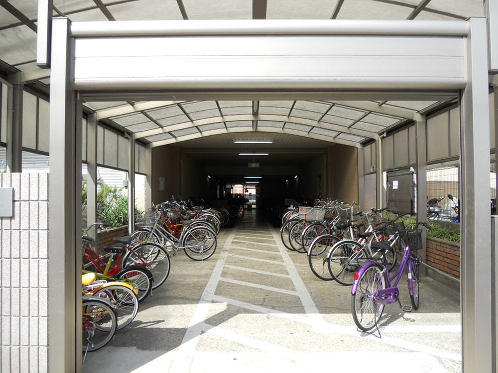 Other common areas. Bicycle-parking space, Put is likely a lot.