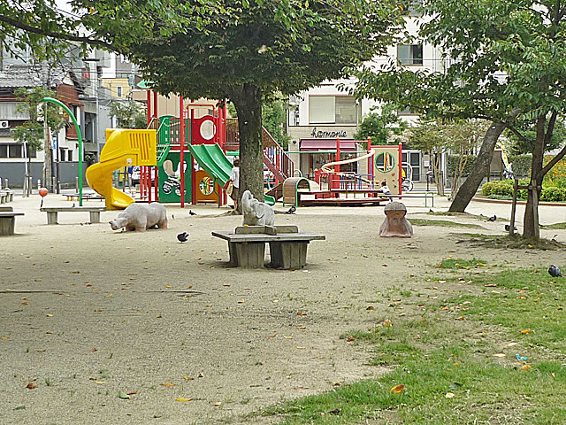 park. 50m to Sumiyoshi Park (park)