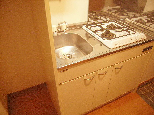 Kitchen. 2 lot gas stoves ☆