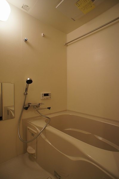 Bath. Spacious bathroom ☆ 