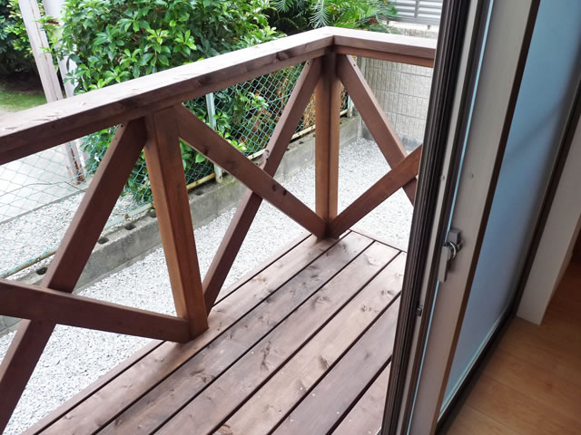 Balcony. Wood deck