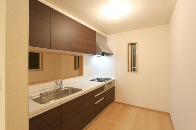 Kitchen.  [The photograph is a property of the same manufacturer and construction] System kitchen. Counter kitchen.
