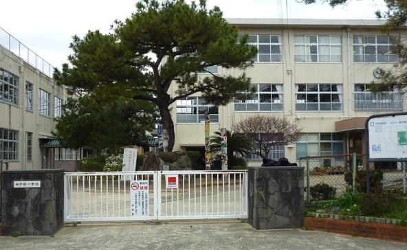 Primary school. Saitozaki until elementary school 138m