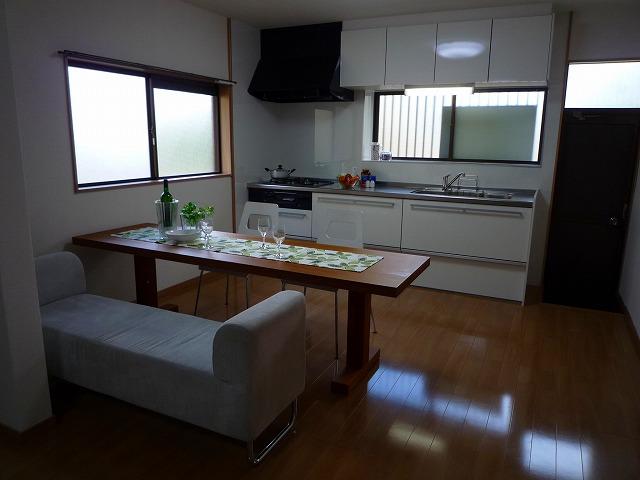 Kitchen.  ☆ Living 18 Pledge north ・ System kitchen already replaced