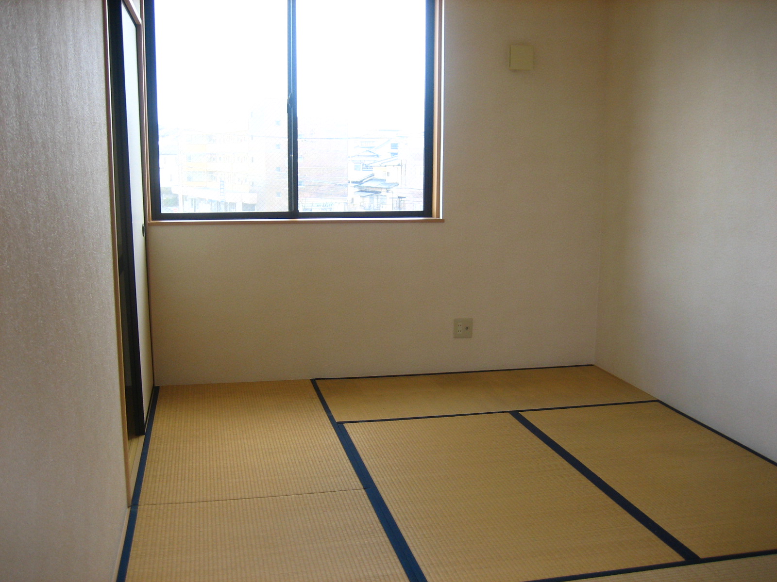 Other room space. Japanese style room