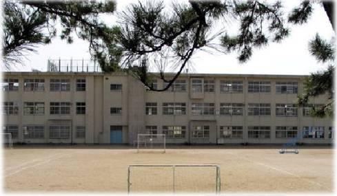 Primary school. Wajiro is safe and 823m elementary school is close to elementary school