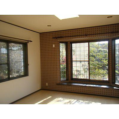Living. The LDK is such a big bay window! It is fashionable!