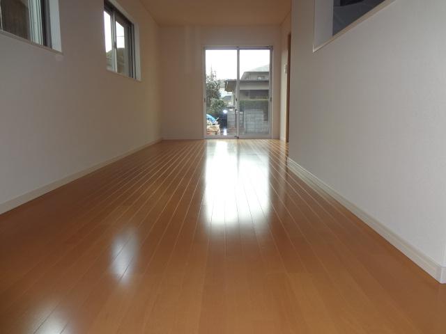 Living. Spacious living room with a window on the south-facing ☆