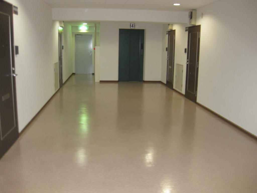 Other common areas. Wide shared hallway