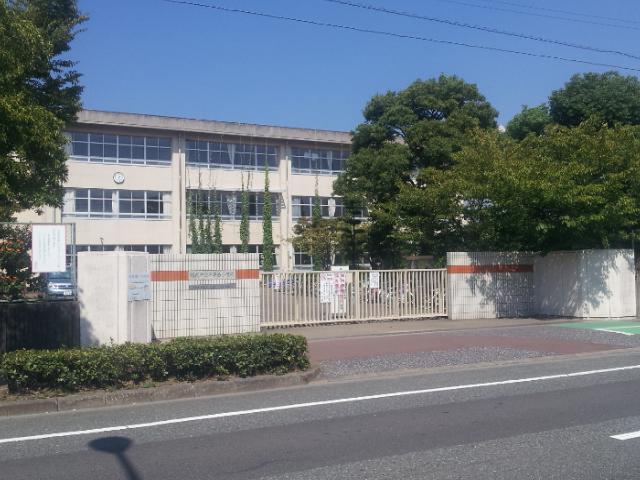 Primary school. Chihaya Nishi Elementary School 700m to