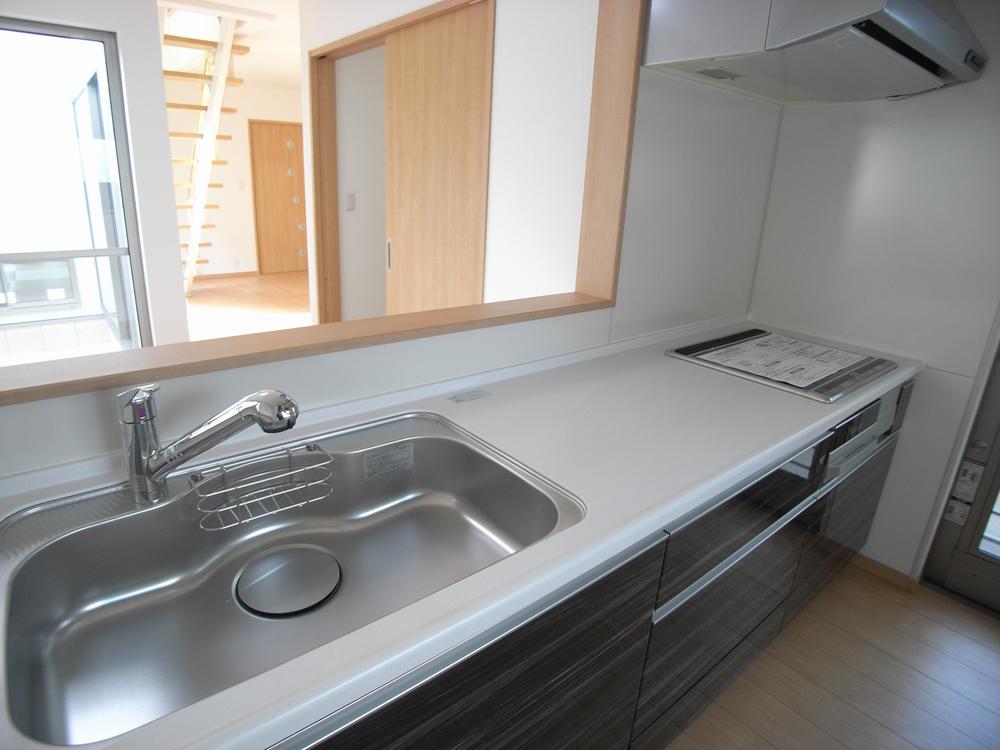 Same specifications photo (kitchen)