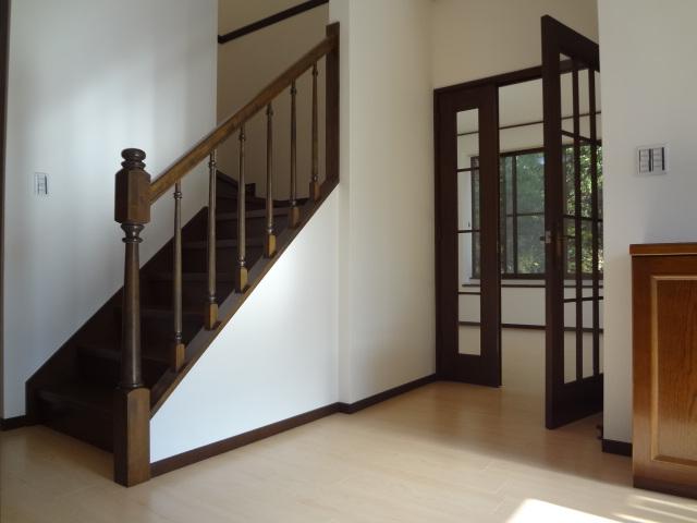 Other introspection. Staircase width is also widely gentle.