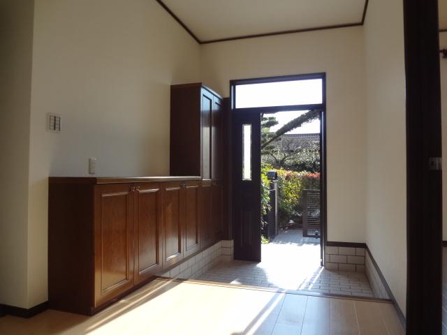 Entrance. Also spacious with enhancement also shoes closet entrance ☆