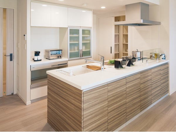 Kitchen.  [kitchen] The counter type of kitchen can enjoy conversation while cooking, Stylish and functional beauty full of design. It adopts advanced equipment, Ease of use was also pursued.